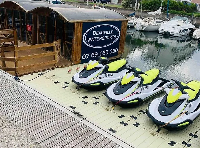 Mezzanine La Vie En Bleu- Vue * Довиль