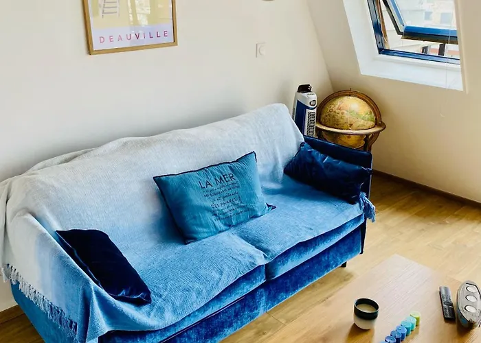 Mezzanine La Vie En Bleu- Vue Апартаменты *